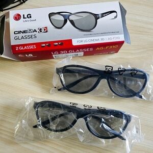LG Cinema 3D Glasses - Black AG-F310 2 Pair